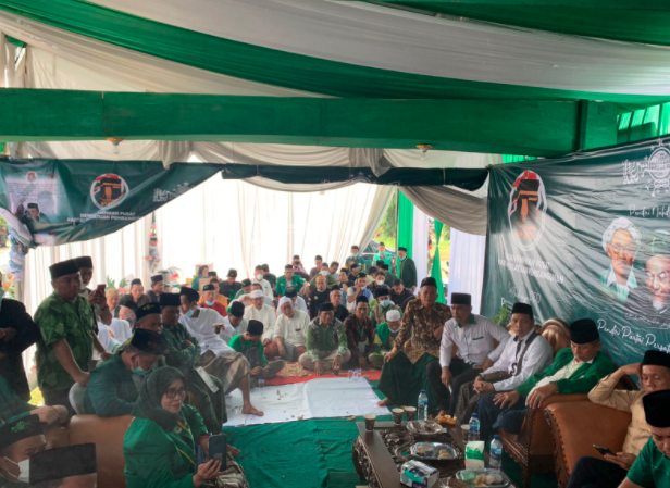 Partai Persatuan Pembangunan (PPP) juga membuka posko layanan di lokasi perhelatan Muktamar ke-34 Nahdlatul Ulama (NU), tepatnya di kawasan Pondok Pesantren Darussaadah, Bandar Jaya, Kabupaten Lampung Tengah.