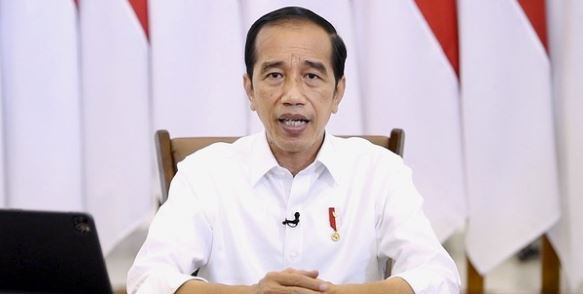 Presiden Jokowi kembali menyatakan sikapnya soal wacana penundaan pemilu. Ia menegaskan pemilu 2024 akan digelar sesuai jadwal dan meminta agar jangan ada lagi spekulasi perpanjangan masa jabatan presiden.