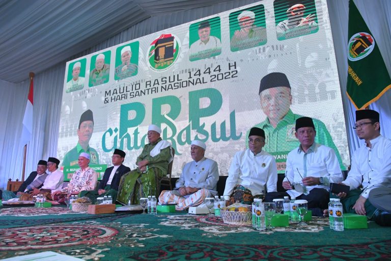 Peringati Maulid dan Hari Santri, Mardiono Tekankan Kader PPP Dekati Ulama dan Pesantren