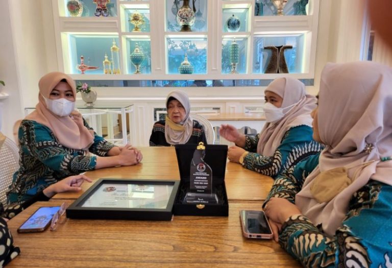PPP Berikan Award kepada Tiga Tokoh Perempuan Inspiratif