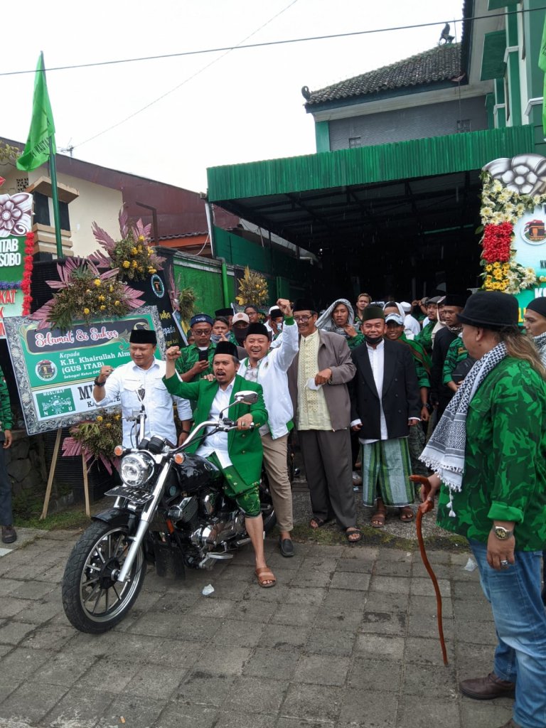 Cucu Ulama Kharismatik KH. Muntoha Al Hafidz Nahkodai DPC PPP Kab Wonosobo