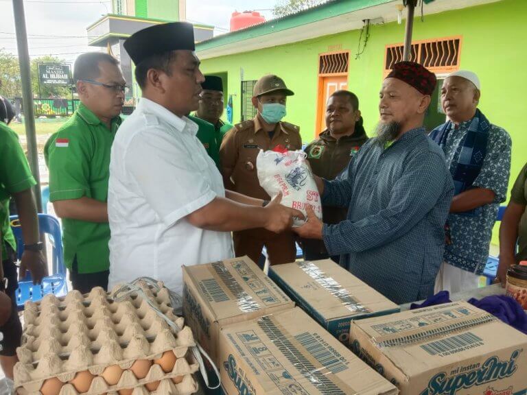 Ringankan Beban Warga, PPP Medan Salurkan Bantuan Korban Banjir