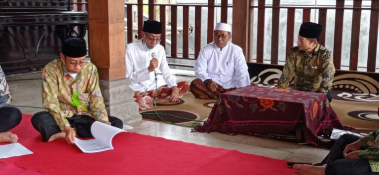 Awal Ramadan, Ketua Umum PPP Suharsono Monoarfa Kunjungi Ponpes Al-Itqon Semarang