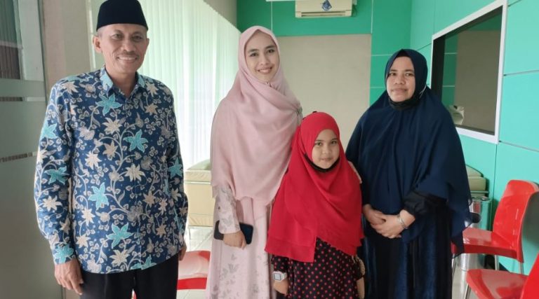 Cerita Sekretaris DPW PPP Kepri Haji Irwansyah Wujudkan Mimpi Syifa Bertemu sang Idola