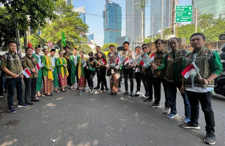 GMPI Meriahkan Pendaftaran PPP di KPU