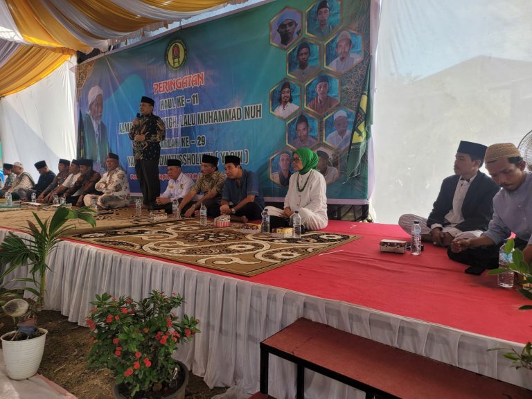 Ribuan Jamaah Hadiri Haul TGH Lalu Muhammad Nuh, Waketum PPP: Beliau Tokoh Pendidikan yang Menginspirasi
