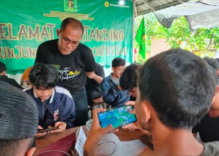 PPP Kota Cirebon Dekati Anak Muda Melalui Turnamen E-Sport