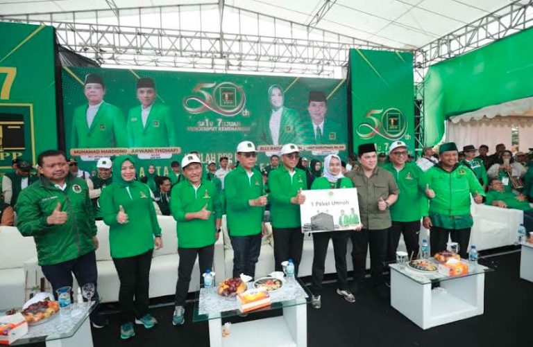 Harlah Emas PPP Bagikan 17 Paket Umrah, Begini Maknanya