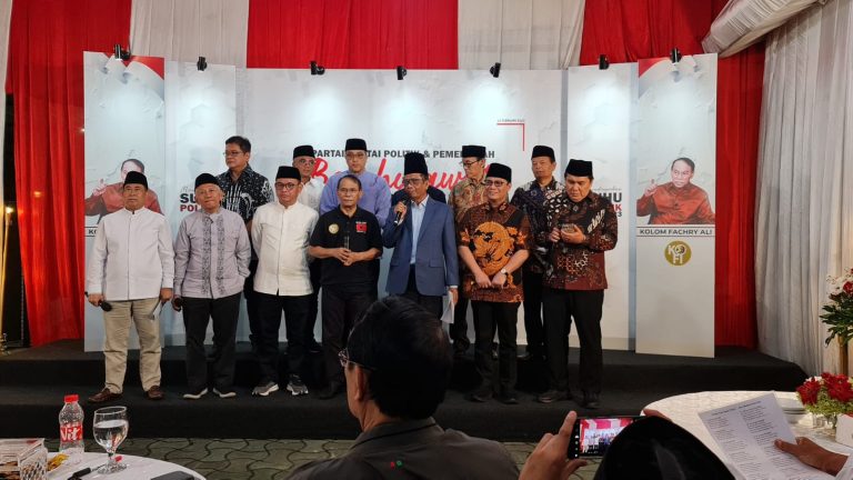 Sekjen PPP Ajak Masyarakat Bersholawat untuk Dinginkan Suhu Politik