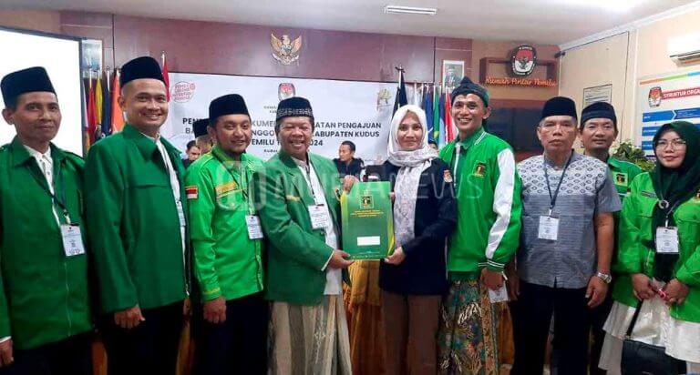 Ketua dan Wakil Ansor Kudus Daftar Bakal Caleg PPP