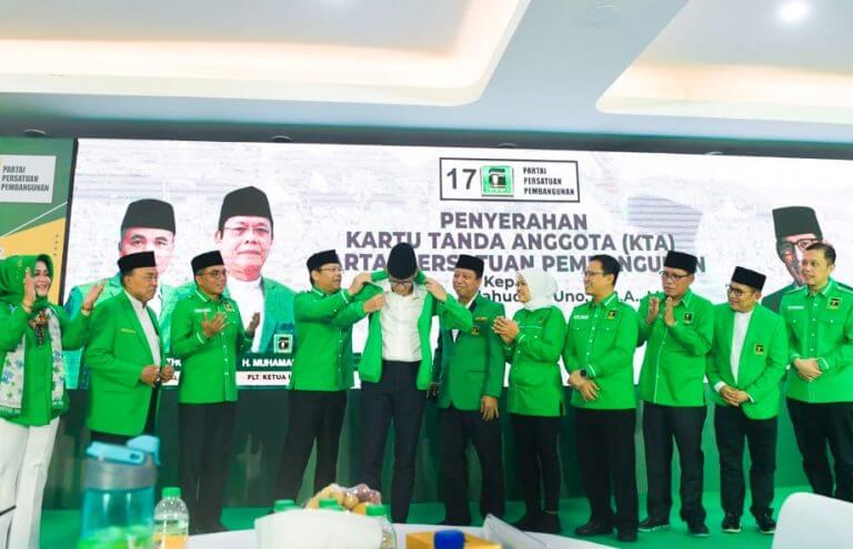 Ketum Mardiono Ungkap Fakta Menarik soal Sandiaga Uno sebelum Gabung PPP