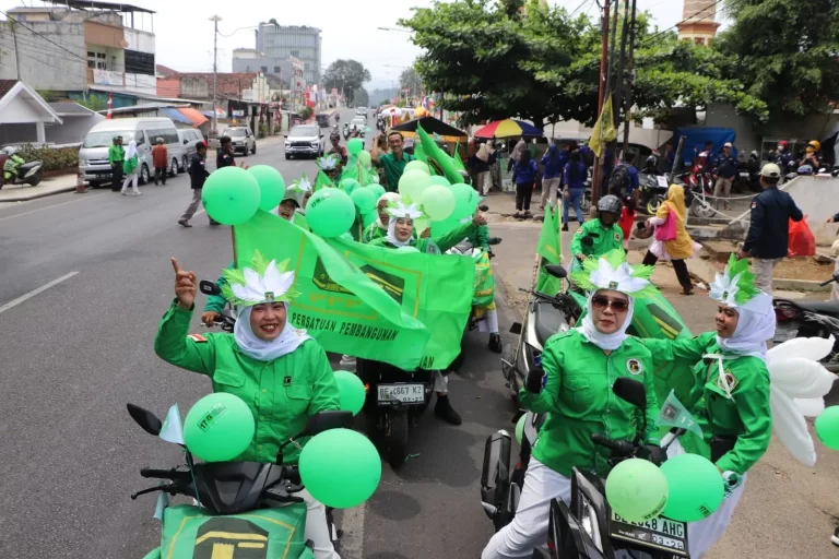 PPP Bandar Lampung Meriahkan Kirab Pemilu 2024
