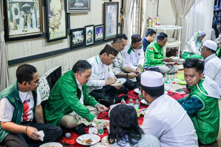 Mardiono Konsolidasi ke Akar Rumput dan Diskusi Bersama Caleg di Kalsel